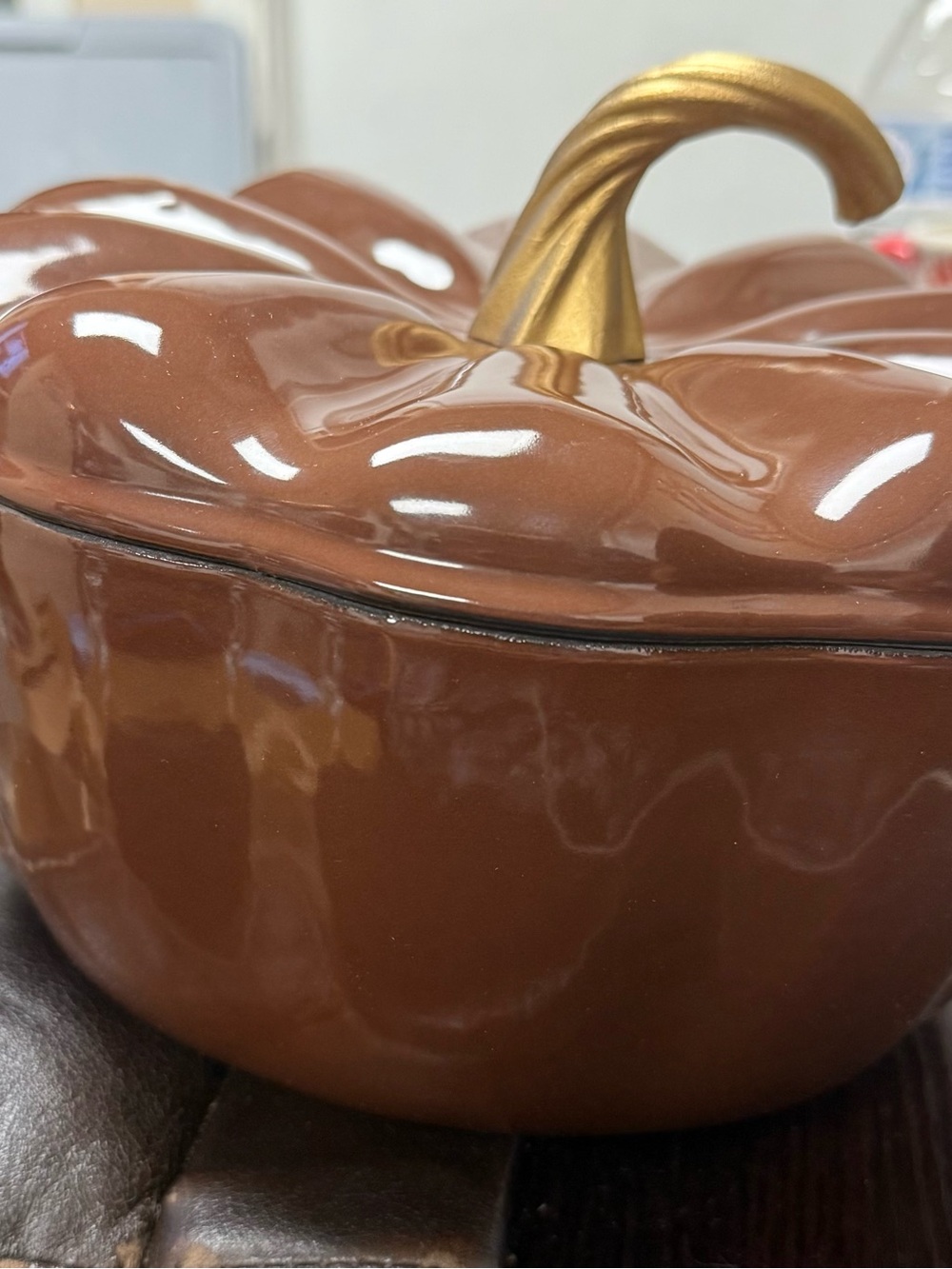 The Pioneer Woman Brown Pumpkin Dutch Oven with Gold Stem